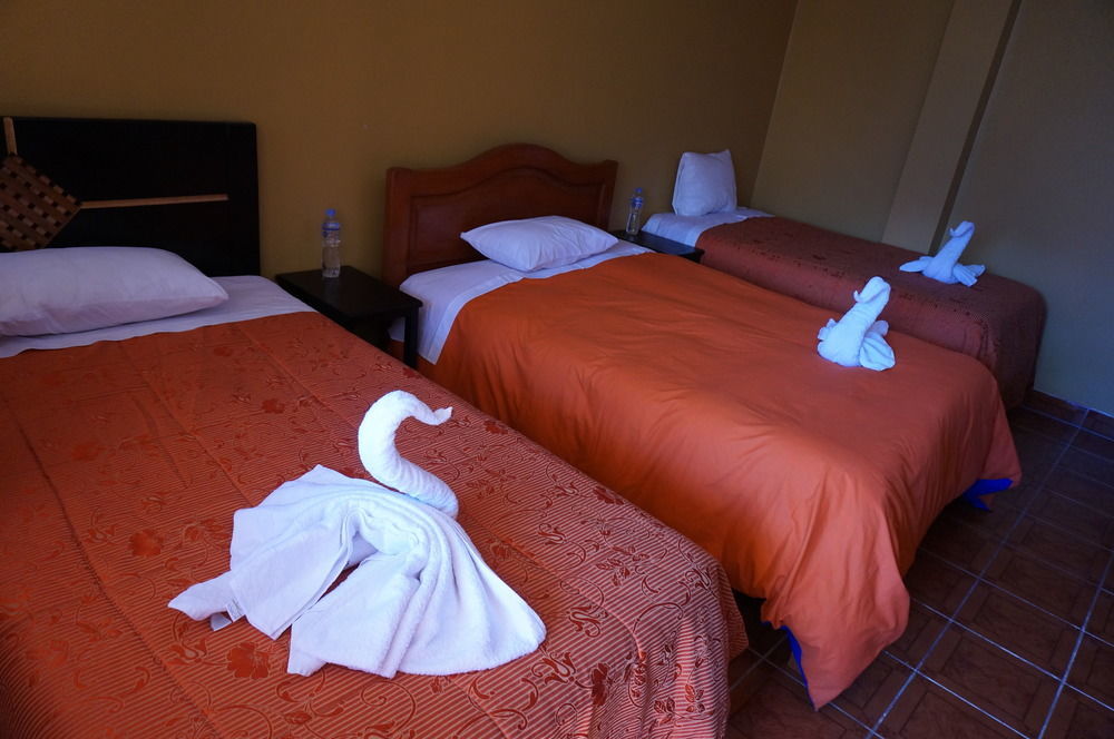 אויאנטאיטמבו Wasi Away Hostel מראה חיצוני תמונה
