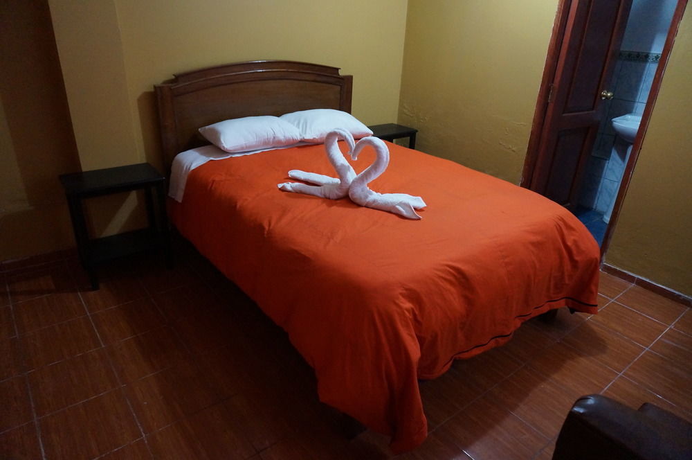 אויאנטאיטמבו Wasi Away Hostel מראה חיצוני תמונה