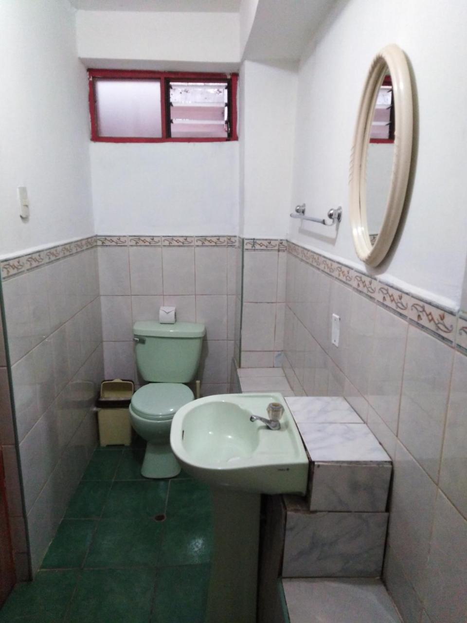אויאנטאיטמבו Wasi Away Hostel מראה חיצוני תמונה